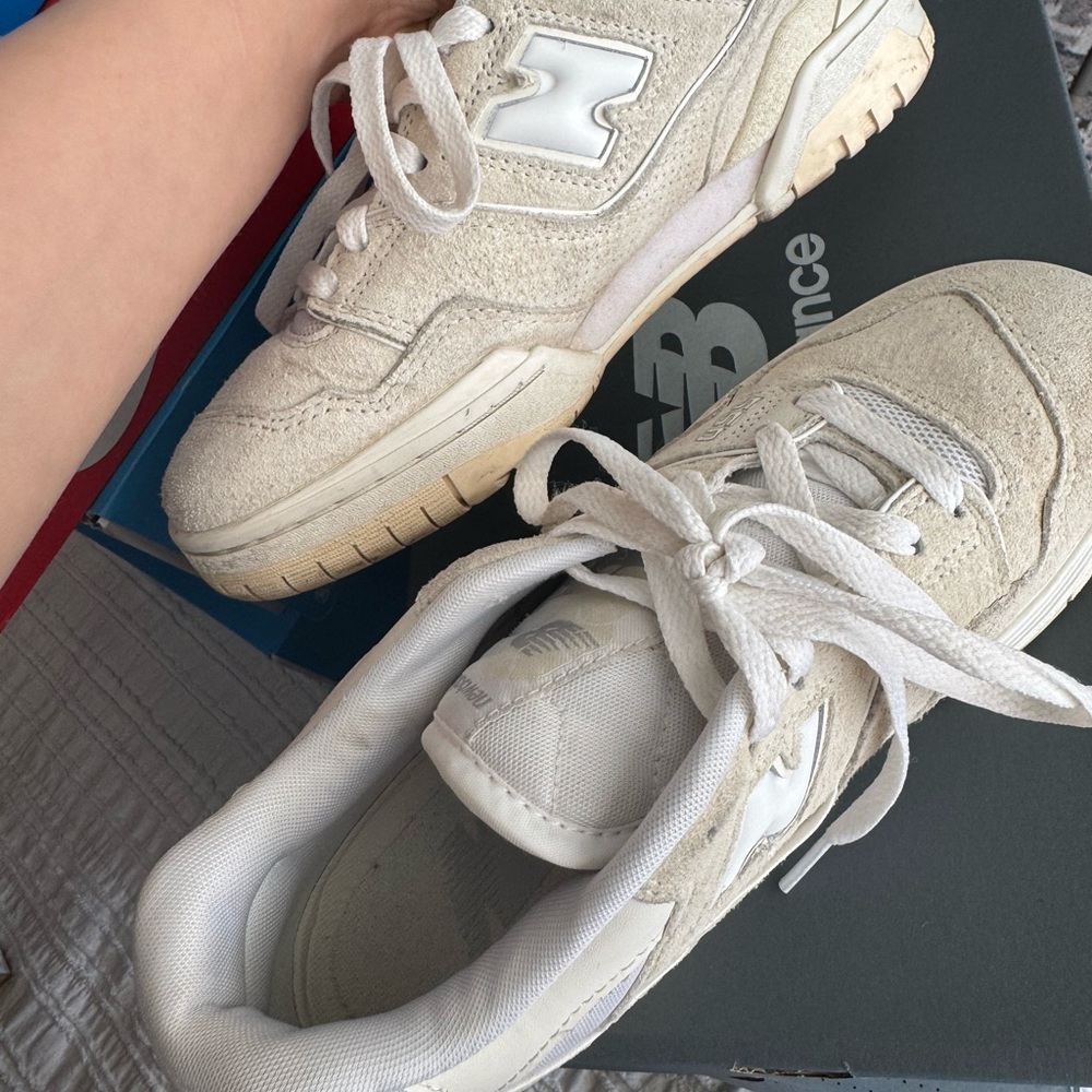 New Balance Off-White and Beige Sneakers 550